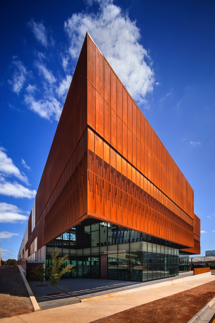 South Australia Drill Core Reference Library, Thomson Rossi, Photo David Sievers
