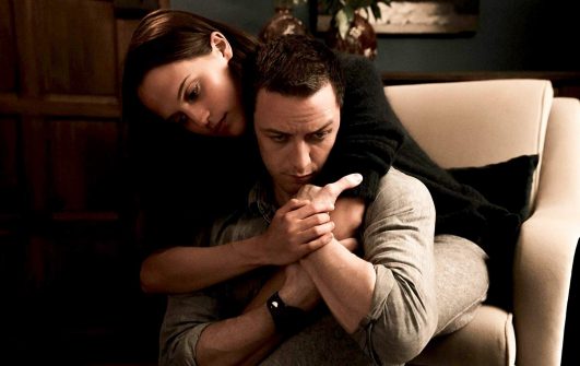 James McEvoy and Alicia Vikander in Submergence