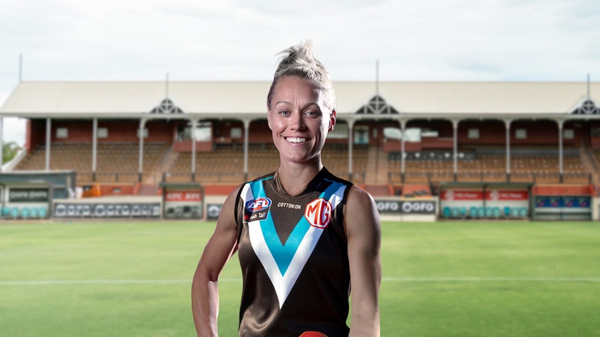 AFLW 2022: Port Adelaide Power captain Erin Phillips continues dad Greg  Phillips' legacy