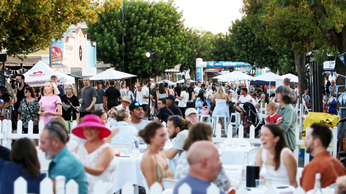 Gather Round’s Barossa food and wine street party returns featuring indie pop band, The Tullamarines