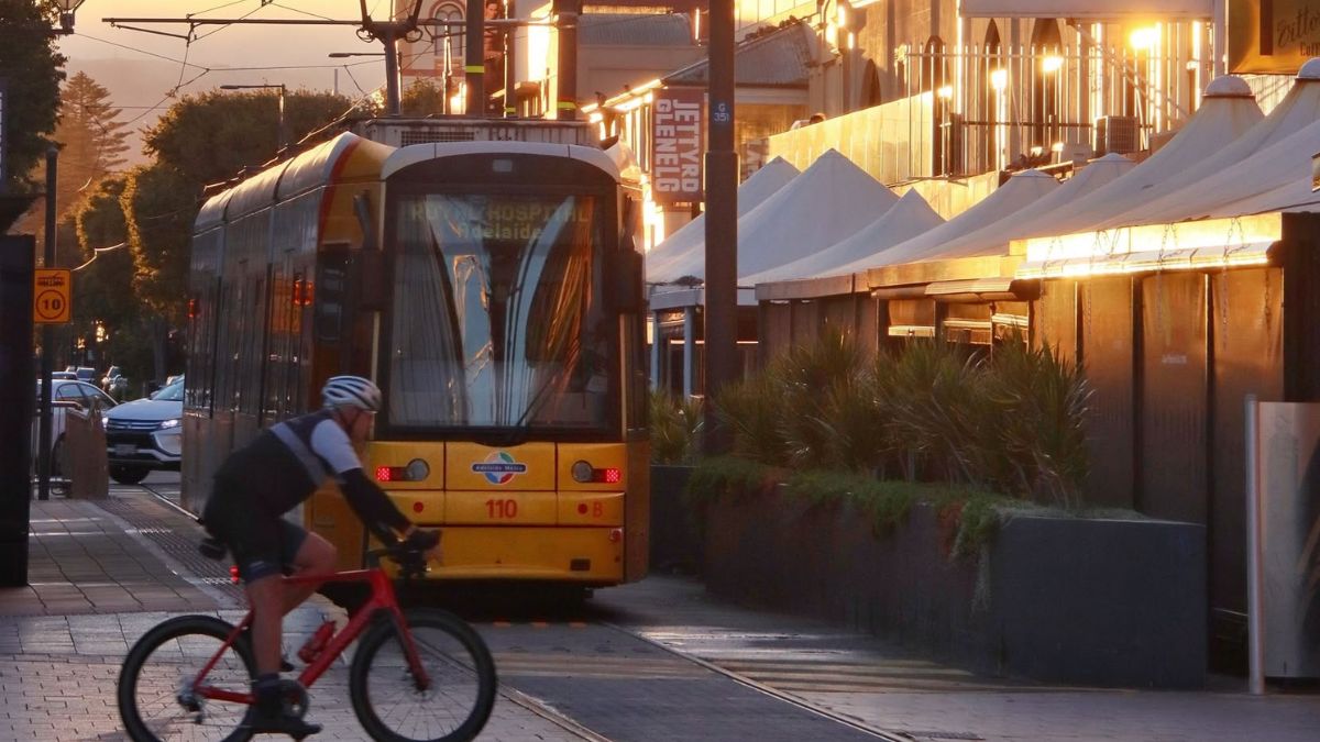 Glenelg tram line to temporarily close ahead of Mike Turtur Bikeway reopening Glenelg tram line to temporarily close ahead of Mike Turtur Bikeway reopening